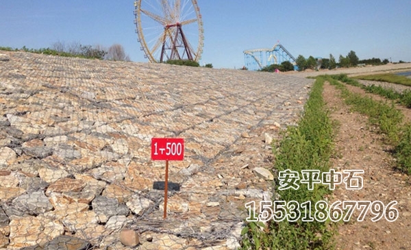 鍍高爾凡石籠網(wǎng)護(hù)墊 鍍高爾凡石籠網(wǎng)護(hù)墊